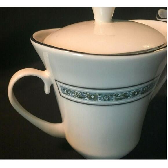 SALE 22 Pc Vintage Pickard China Service Set in Candlelight - Picture 7 of 12